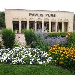 Pavlis Furs in Arlington Heights