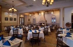 Comfortable dining at Athena Greek Restaurant in Chicago