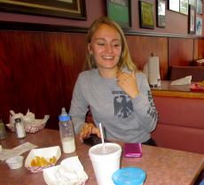 Happy customer at Twins Gyros in Harwood Heights