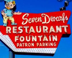 Seven Dwarfs Family Restaurant in Wheaton