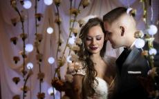 Couple on their wedding day at D'Andrea Banquets & Conference Center in Crystal Lake