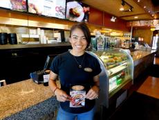 Friendly staff at Dengeos Restaurant in Buffalo Grove