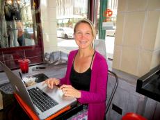 Customer enjoying sweet treats at Fresko Yogurt & Juice Bar in Oak Park