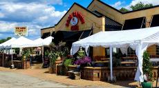 Beautiful outdoor patio at Rose Garden Cafe in Elk Grove Village